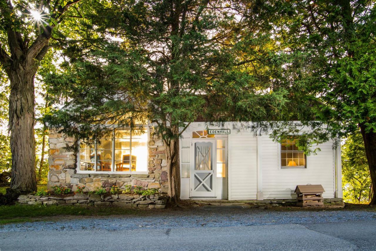 Basin Harbor Hotel Vergennes Екстериор снимка